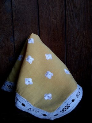 画像1: Napperon jaune petits fleurs 