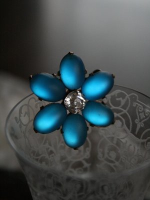 画像1: Broche Bleue "Fleur"