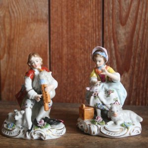 画像1: Figurines Sitzendolf Couple 