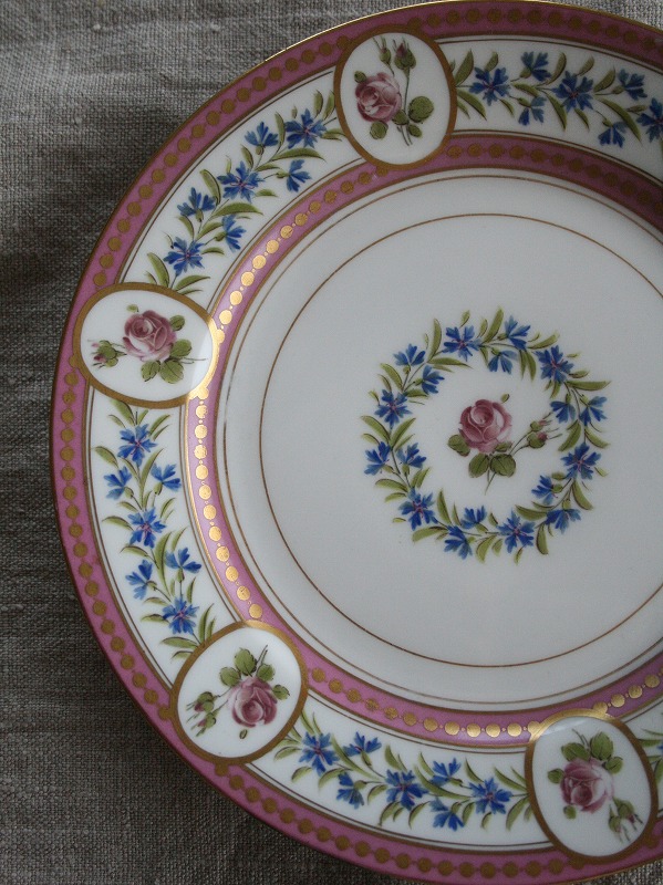 画像1: Assiette Porcelain Roses/fleurs bleues